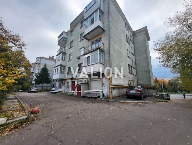 Продажа 2к квартиры 65м2 ул. Юрия Ильенко 12, Газ, Шевченковский район. м.Лукьяновка.