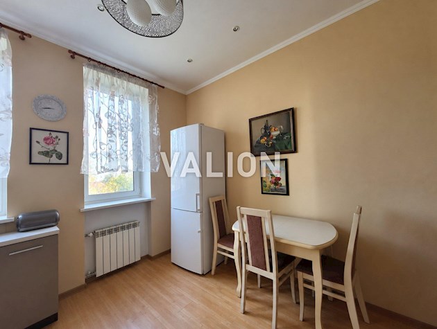 Продажа 2к квартиры 65м2 ул. Юрия Ильенко 12, Газ, Шевченковский район. м.Лукьяновка.