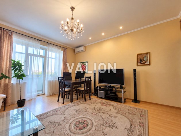 Продажа 2к квартиры 65м2 ул. Юрия Ильенко 12, Газ, Шевченковский район. м.Лукьяновка.