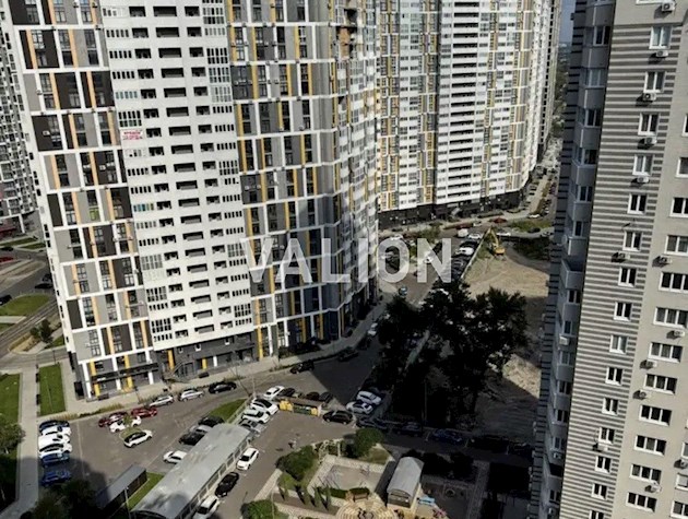 Продам 2 комн. по ул. Аболмасова 7, метро Левобережная.