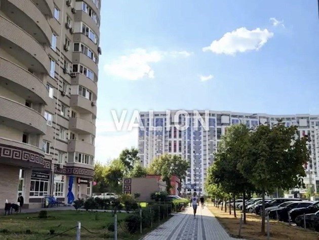 Продам 2 комн. по ул. Аболмасова 7, метро Левобережная.