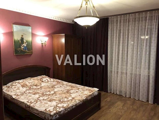Продаж 1-к квартири вул. Академіка Булаховського 5б