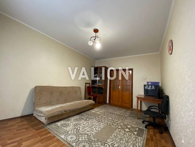 Продажа трехкомнатной квартиры, ул. Милославская, 23, Троещина.