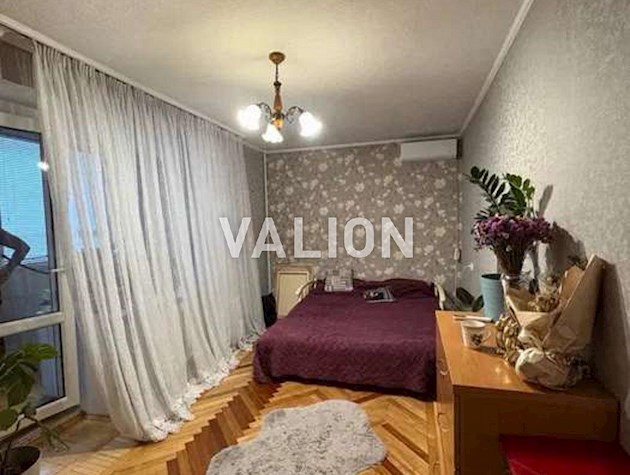 Продажа 2-к квартиры Чоколовский бульвар 40