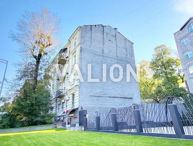 Продажа 2-комнатной квартиры, ул. Скоропадского (Льва Толстого), 27, царский дом, центр Киева