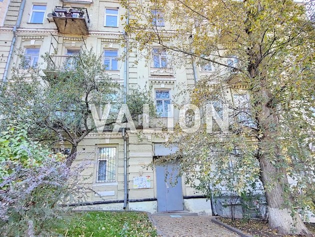 Продажа 2-комнатной квартиры, ул. Скоропадского (Льва Толстого), 27, царский дом, центр Киева