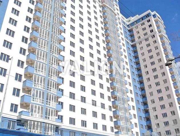 Продам 3-кімнатну квартиру з ремонтом вул.Кирило – Мефодіївська 2