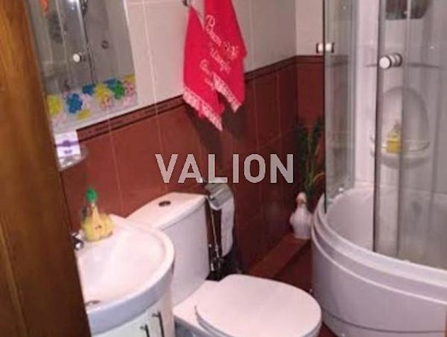 Продается трехкомнатная квартира на улице Панаса Мирного, 12. Печерск, ЖК Введенский