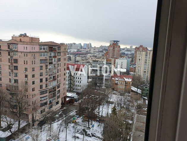 Продаж 6 кімнатної квартири, 2 рівні, ул.Гоголевская 27, історичний центр