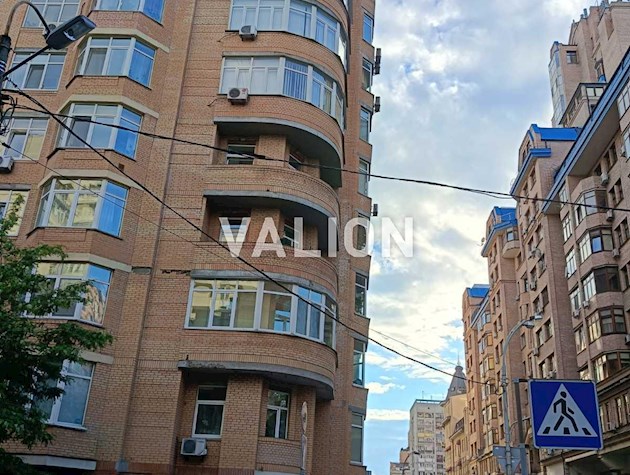 Продажа 3к квартиры двухуровневой по ул. Павловская 17 в Шевченковском районе с подземным паркингом