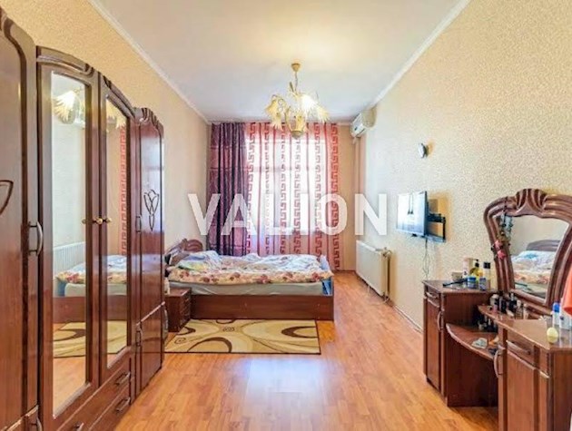 Продажа 3к квартиры двухуровневой по ул. Павловская 17 в Шевченковском районе с подземным паркингом