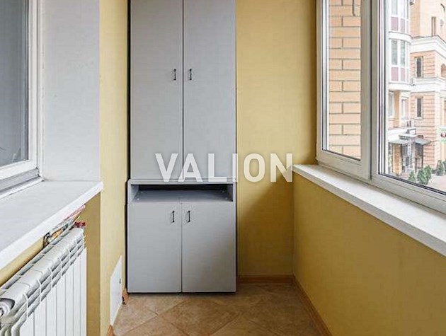 Продаж 4-кімнатної квартири на вул.Левка Лук’яненка, 21